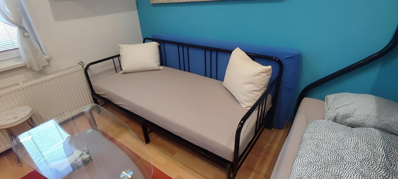 Blue Apartment In City Center, Best Location Bratislava Ngoại thất bức ảnh