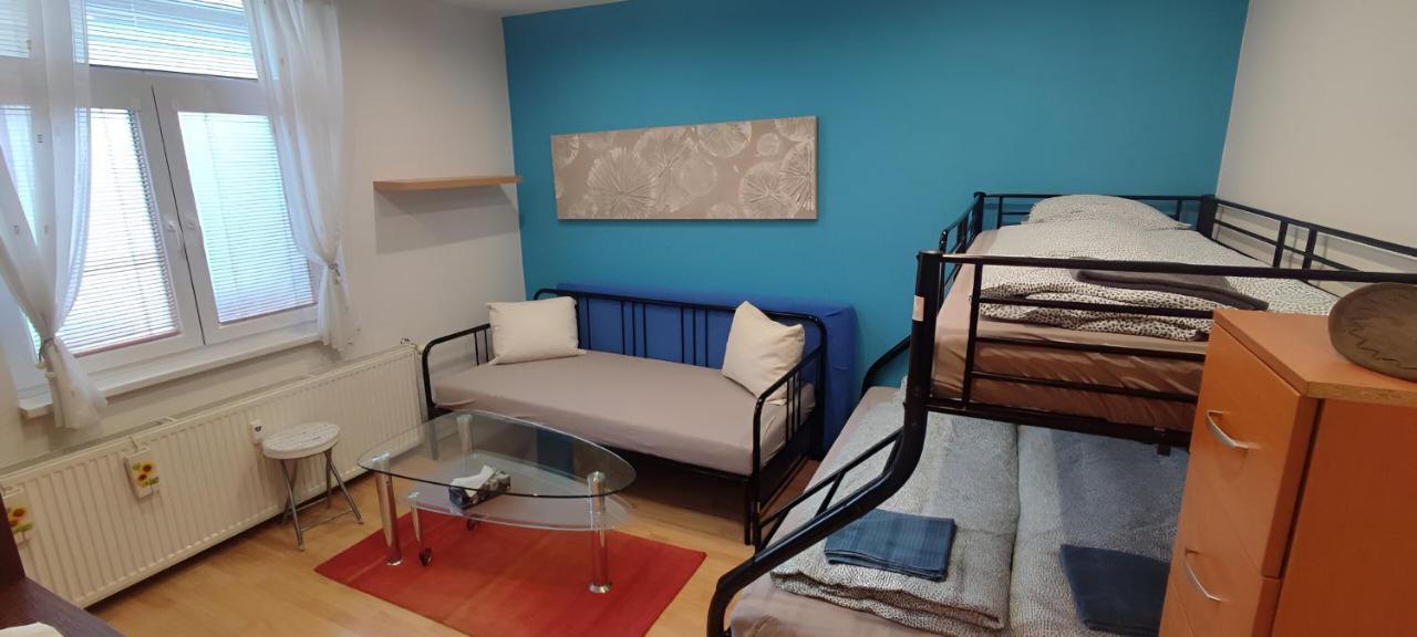Blue Apartment In City Center, Best Location Bratislava Ngoại thất bức ảnh