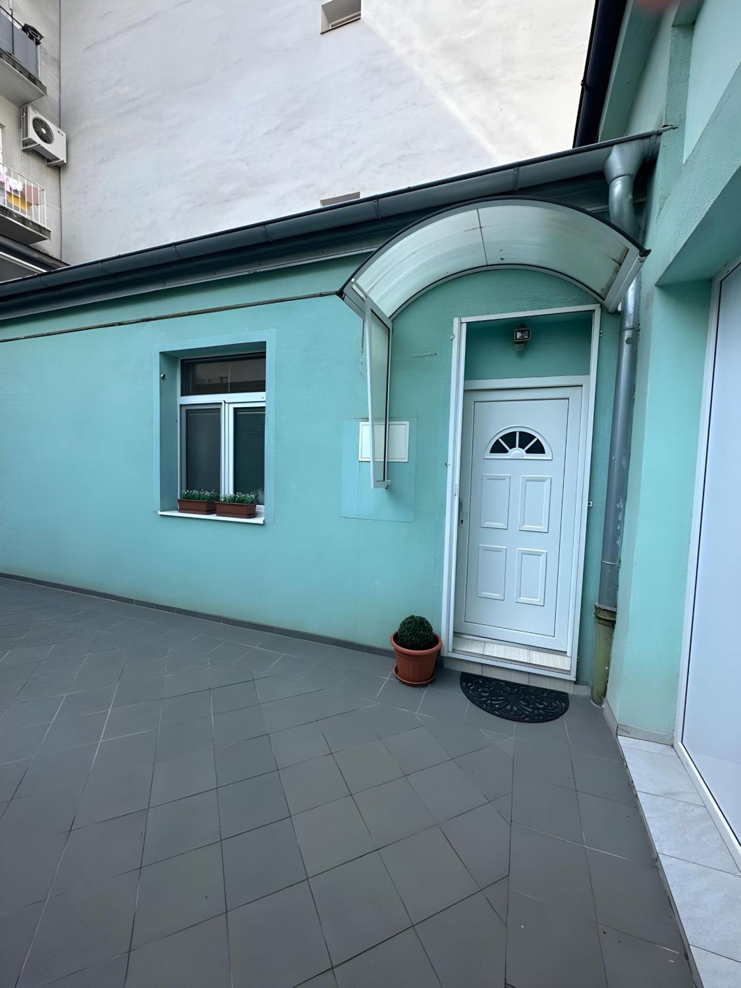 Blue Apartment In City Center, Best Location Bratislava Ngoại thất bức ảnh